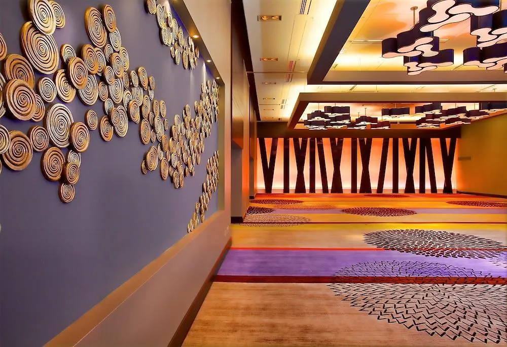 Doubletree By Hilton Montreal Hotel 4*,  Canada