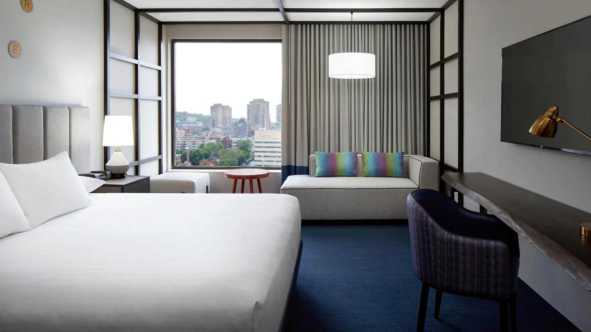 Doubletree By Hilton Montreal Hotel