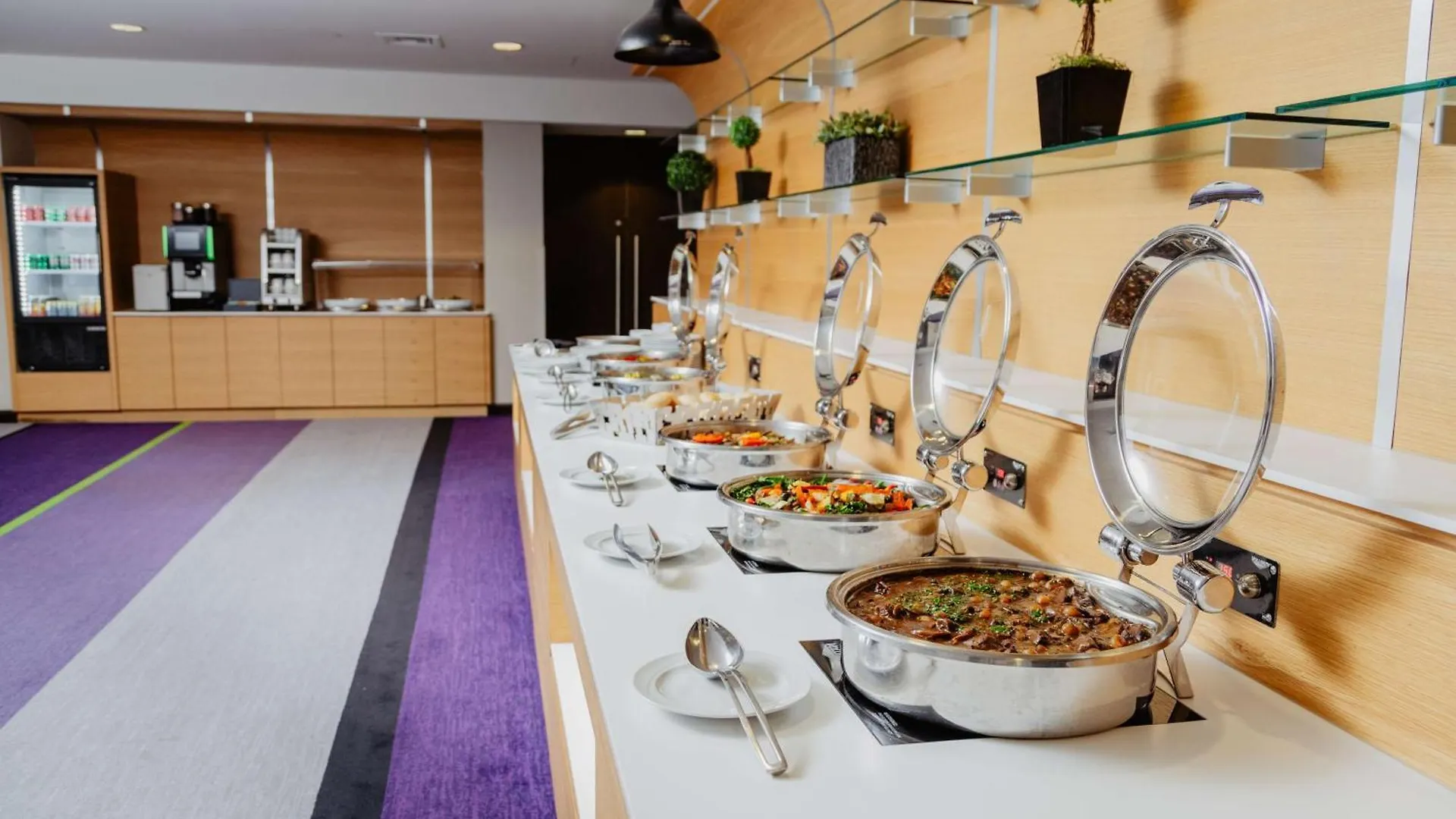 ****  Doubletree By Hilton Montreal Hotel Canada