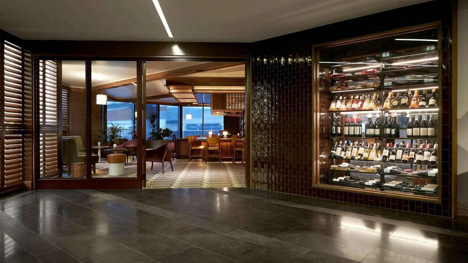 Doubletree By Hilton Montreal Hotel 4*,
