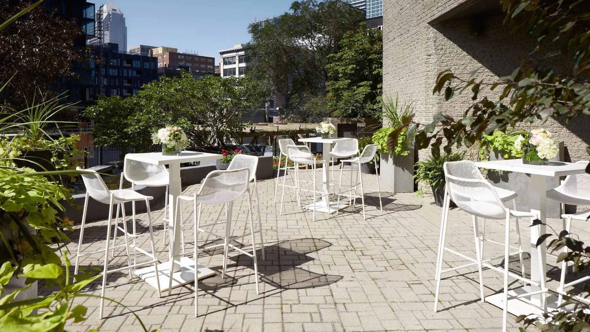 ****  Doubletree By Hilton Montreal Hotel Canada